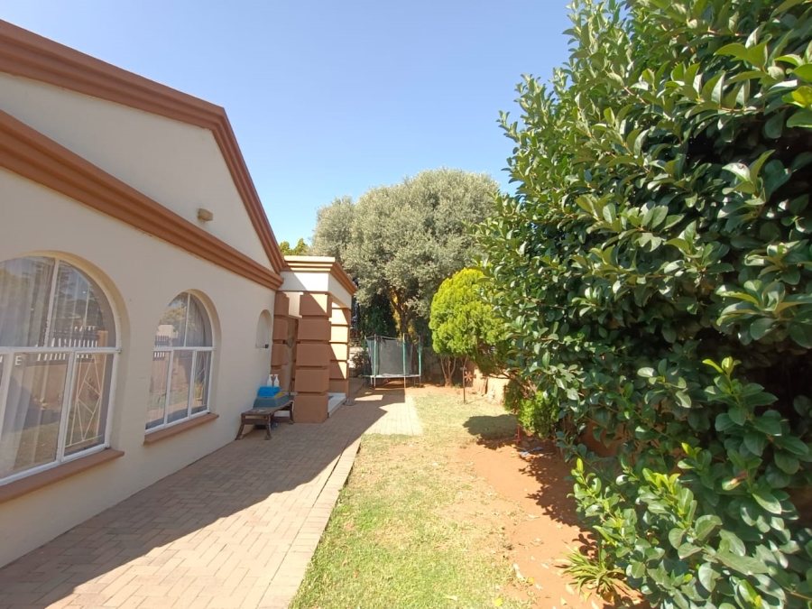 3 Bedroom Property for Sale in Vanderbijlpark SE 4 Gauteng