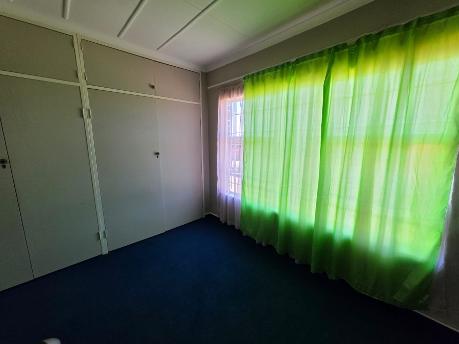 4 Bedroom Property for Sale in Sasobyl Gauteng