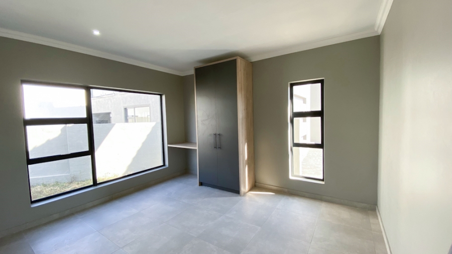 4 Bedroom Property for Sale in Roodepark Eco Estate Gauteng