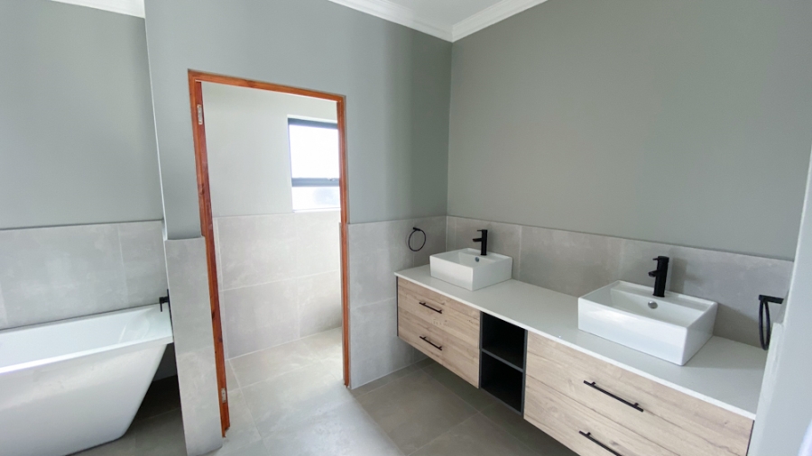 4 Bedroom Property for Sale in Roodepark Eco Estate Gauteng