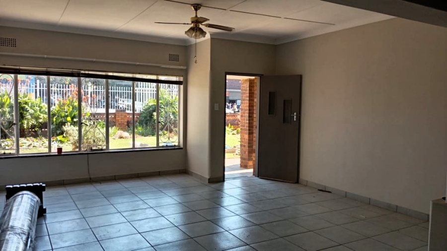 4 Bedroom Property for Sale in Cason Gauteng