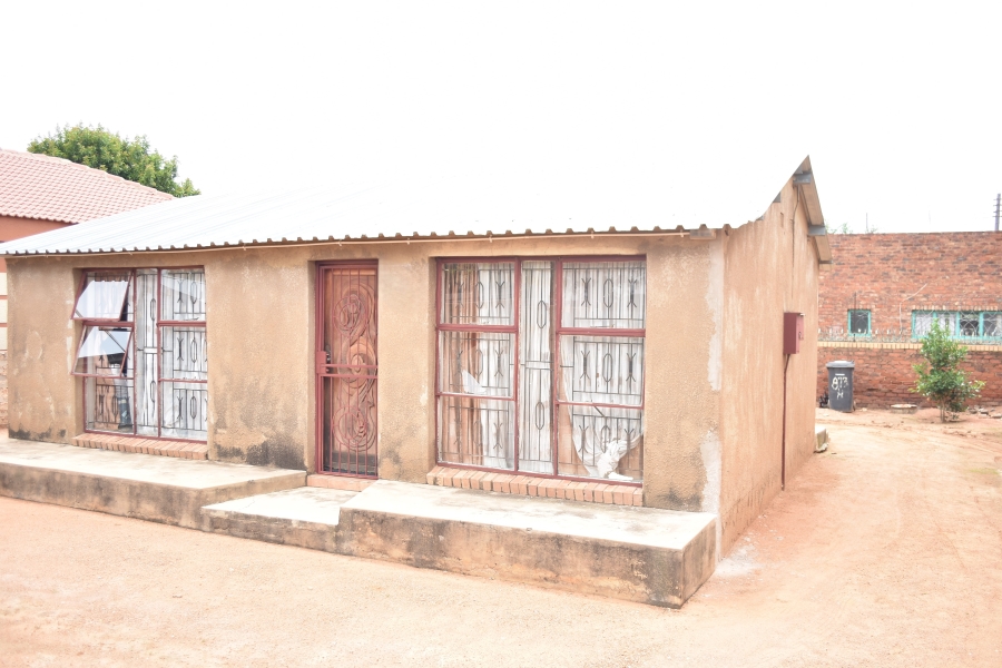 2 Bedroom Property for Sale in Soshanguve H Gauteng