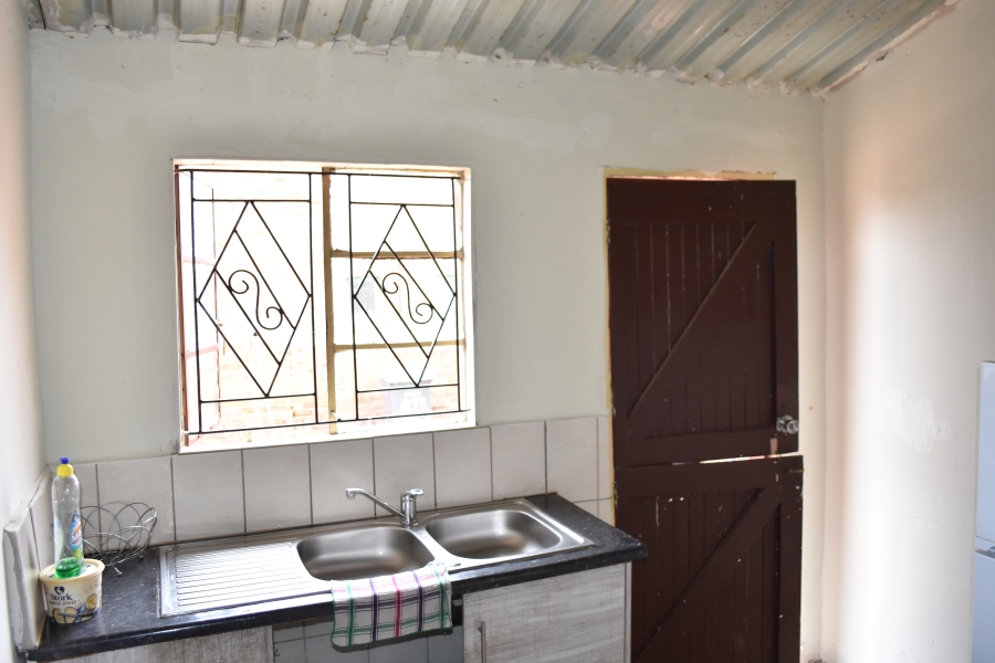 2 Bedroom Property for Sale in Soshanguve H Gauteng