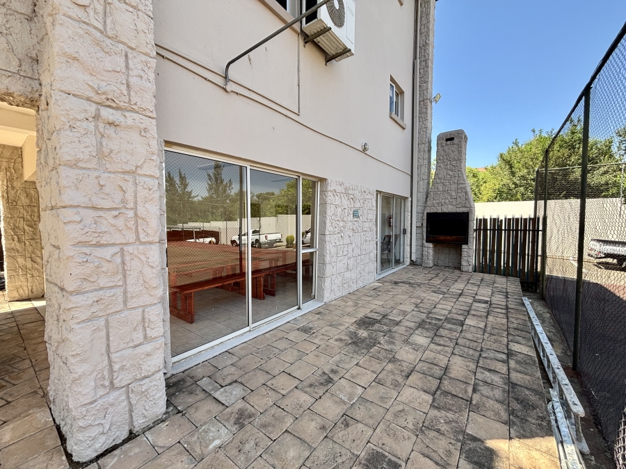 To Let 3 Bedroom Property for Rent in Sunninghill Gauteng