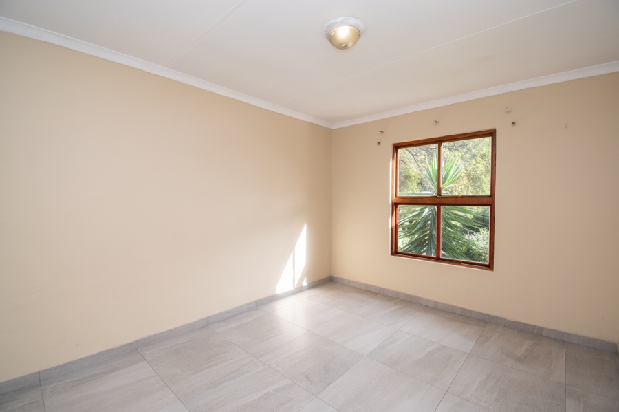 1 Bedroom Property for Sale in Robindale Gauteng