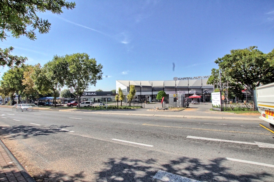 To Let commercial Property for Rent in Halfway House Gauteng