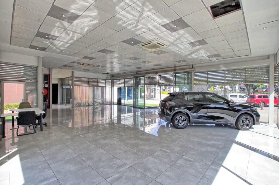 To Let commercial Property for Rent in Halfway House Gauteng