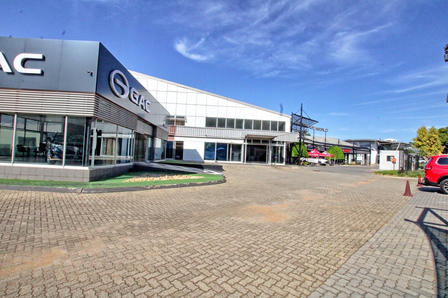 To Let commercial Property for Rent in Halfway House Gauteng