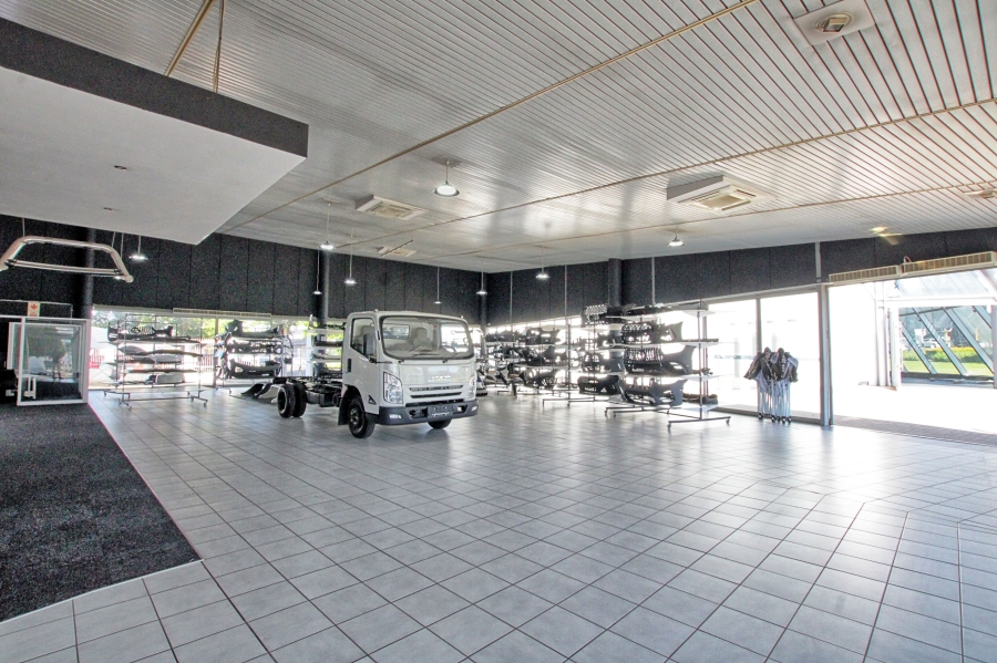 To Let commercial Property for Rent in Halfway House Gauteng