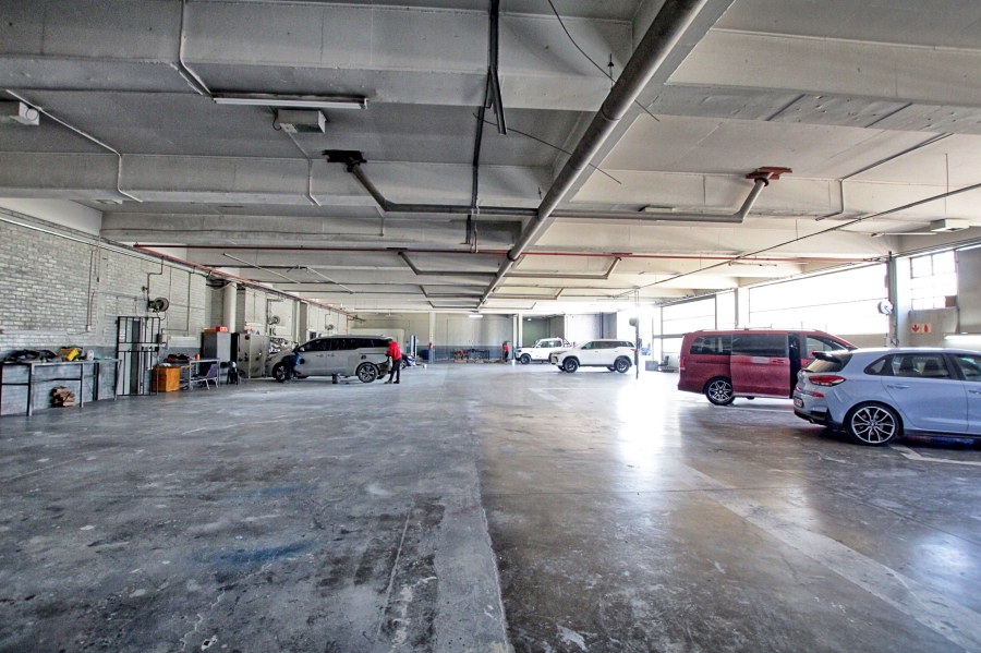 To Let commercial Property for Rent in Halfway House Gauteng