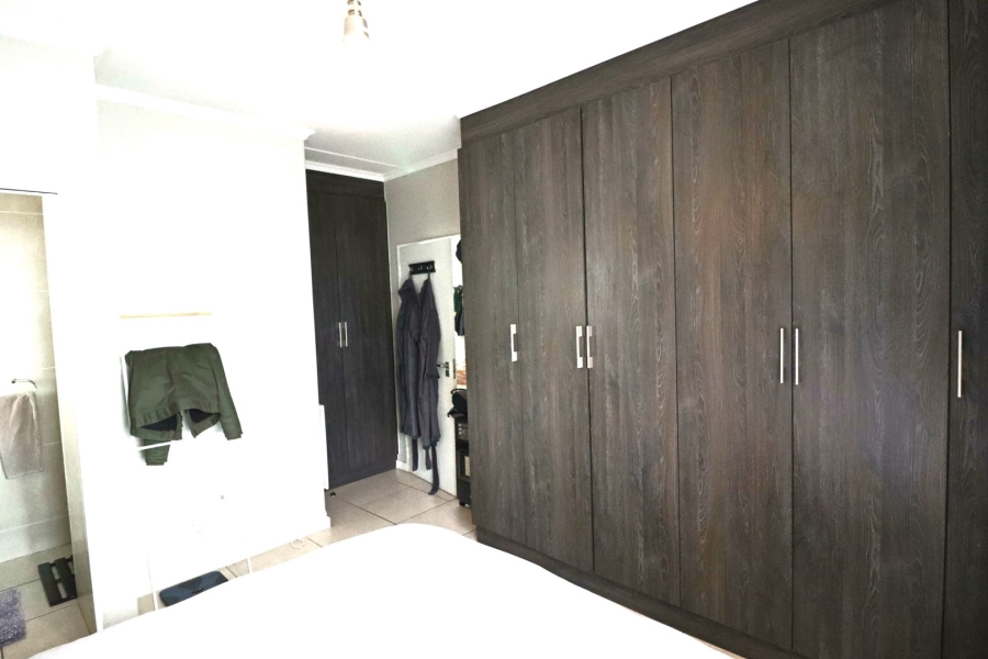 3 Bedroom Property for Sale in Bryanston Gauteng