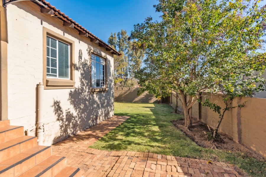 2 Bedroom Property for Sale in Honeydew Manor Gauteng