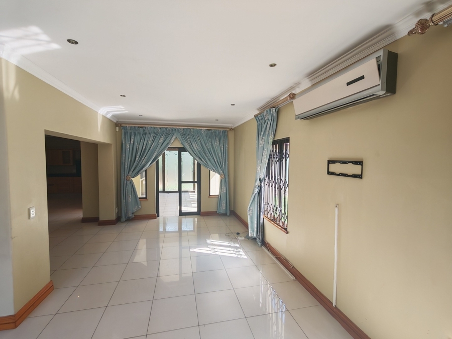 4 Bedroom Property for Sale in New Market Park Gauteng