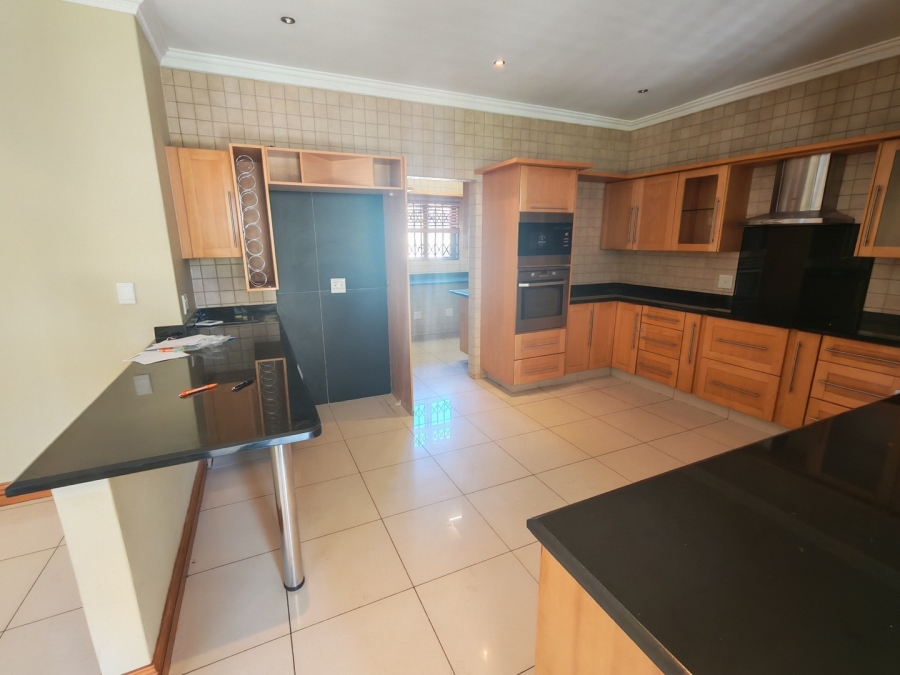 4 Bedroom Property for Sale in New Market Park Gauteng
