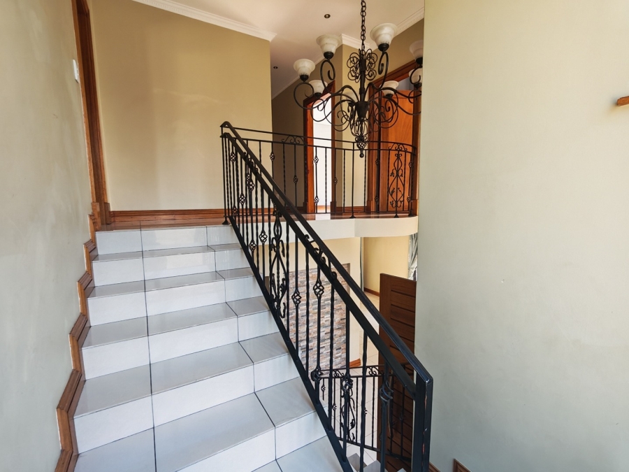 4 Bedroom Property for Sale in New Market Park Gauteng