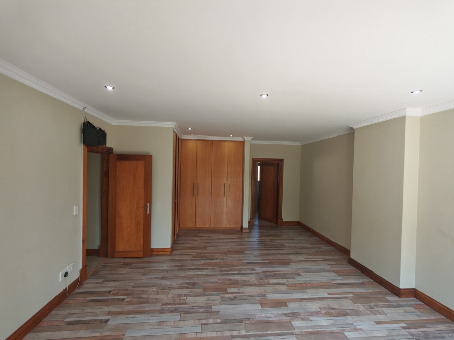 4 Bedroom Property for Sale in New Market Park Gauteng