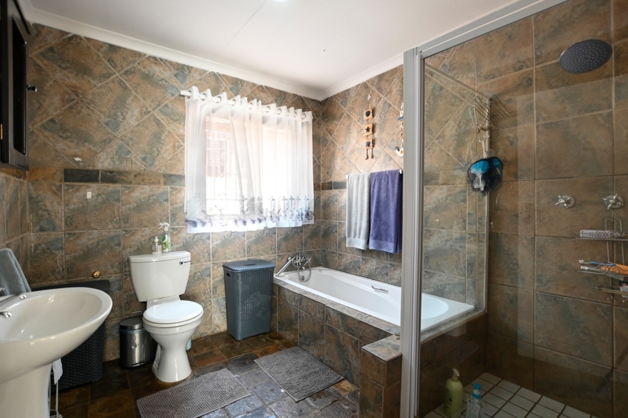 3 Bedroom Property for Sale in Montana Park Gauteng