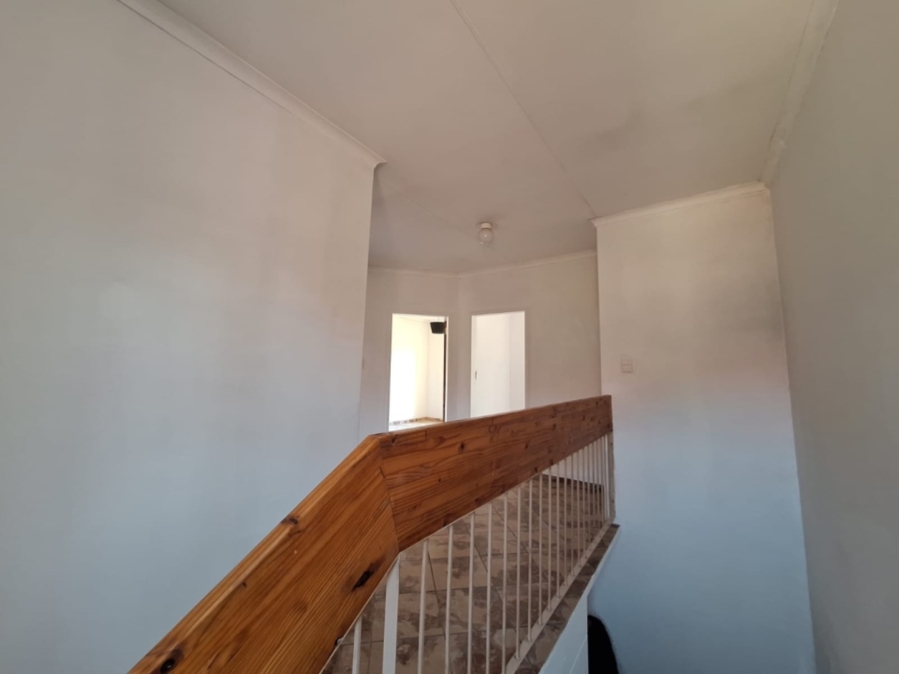 To Let 3 Bedroom Property for Rent in Annlin Gauteng