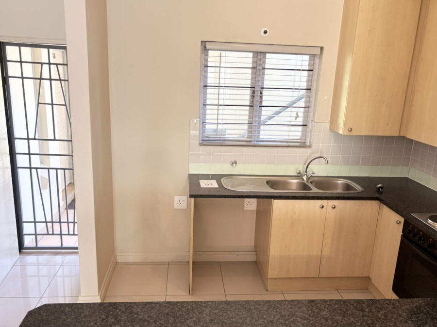 2 Bedroom Property for Sale in Parktown North Gauteng