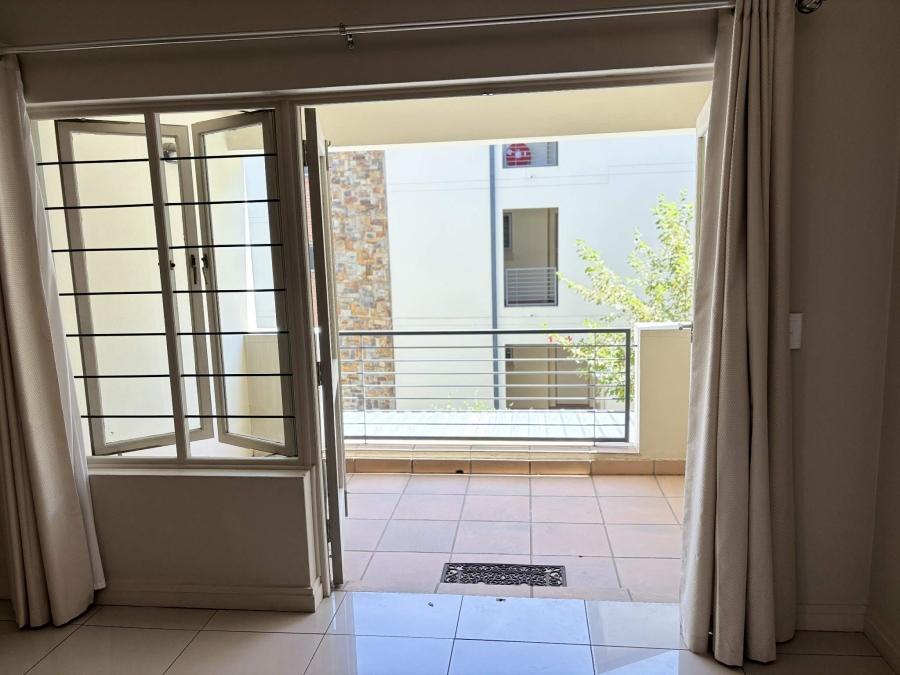 2 Bedroom Property for Sale in Parktown North Gauteng