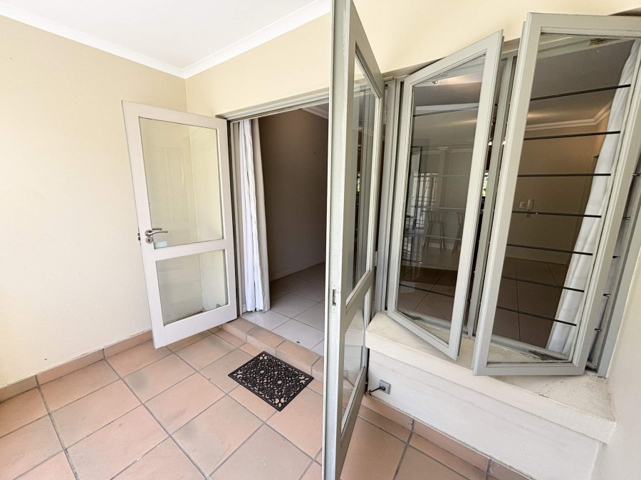 2 Bedroom Property for Sale in Parktown North Gauteng