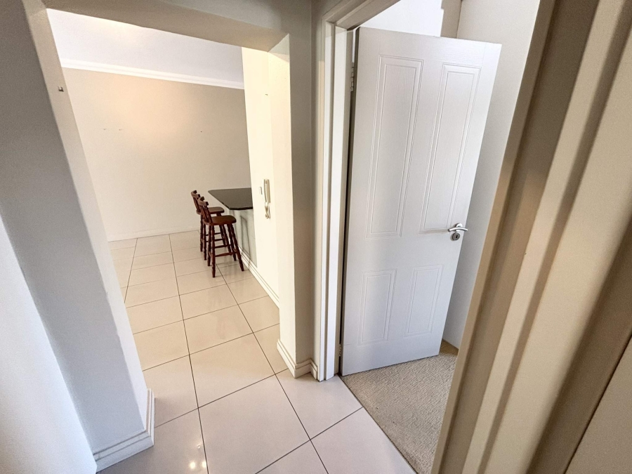 2 Bedroom Property for Sale in Parktown North Gauteng