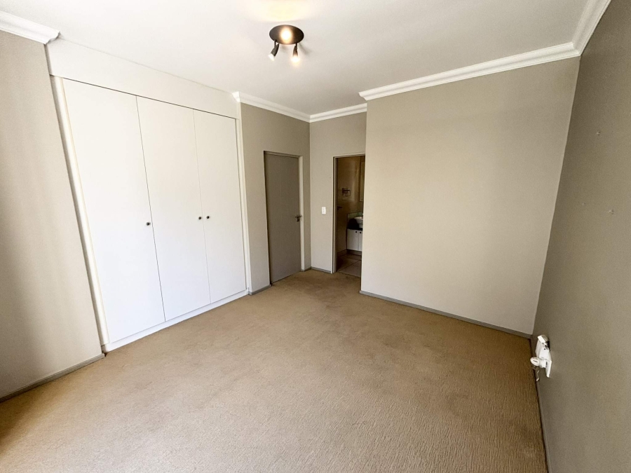 2 Bedroom Property for Sale in Parktown North Gauteng