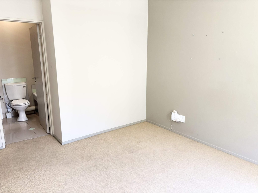 2 Bedroom Property for Sale in Parktown North Gauteng