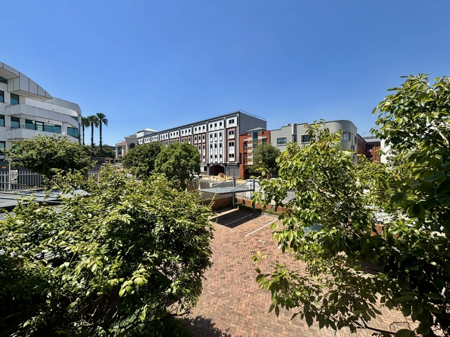 2 Bedroom Property for Sale in Parktown North Gauteng