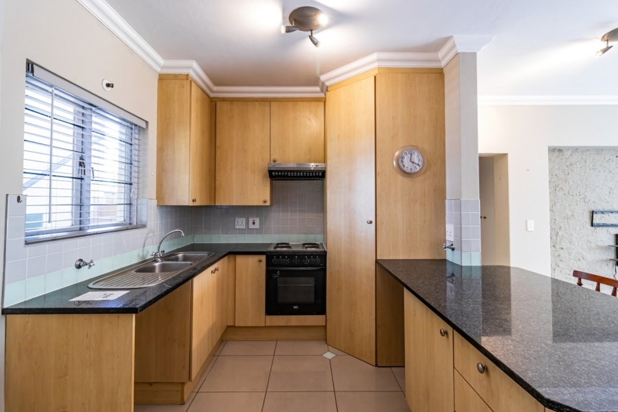 2 Bedroom Property for Sale in Parktown North Gauteng