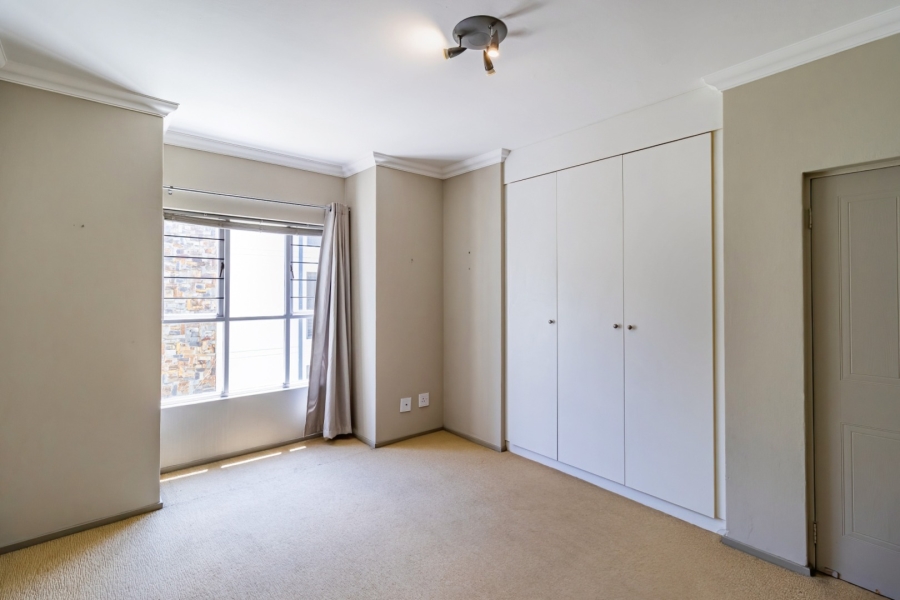 2 Bedroom Property for Sale in Parktown North Gauteng