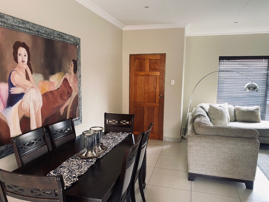 To Let 3 Bedroom Property for Rent in New Redruth Gauteng
