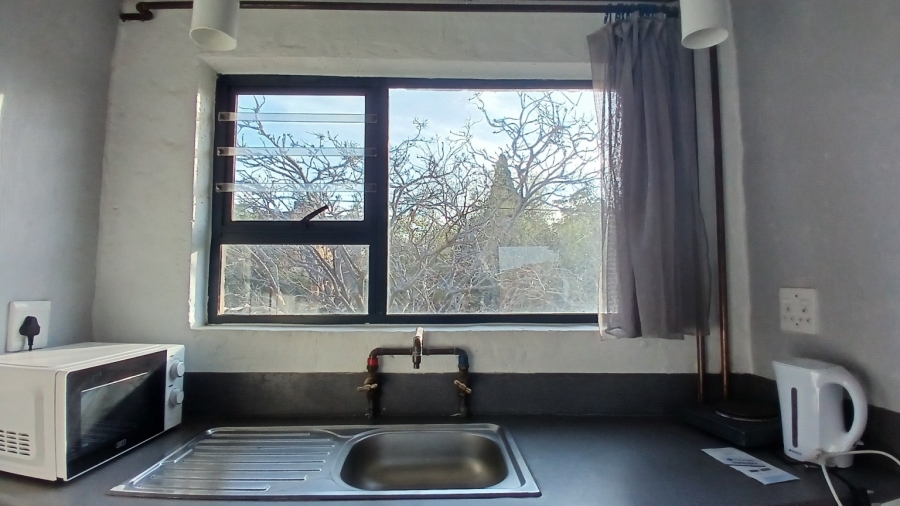 To Let 1 Bedroom Property for Rent in Bassonia Gauteng