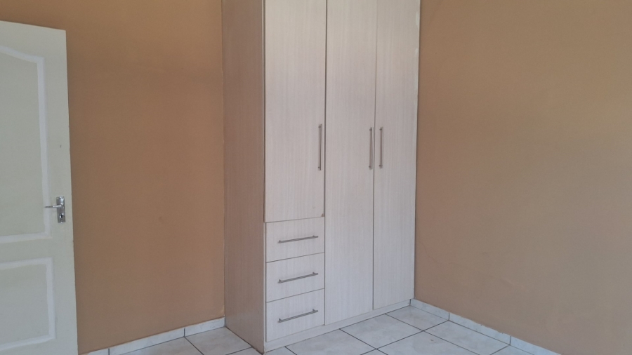To Let 3 Bedroom Property for Rent in Krugersdorp North Gauteng