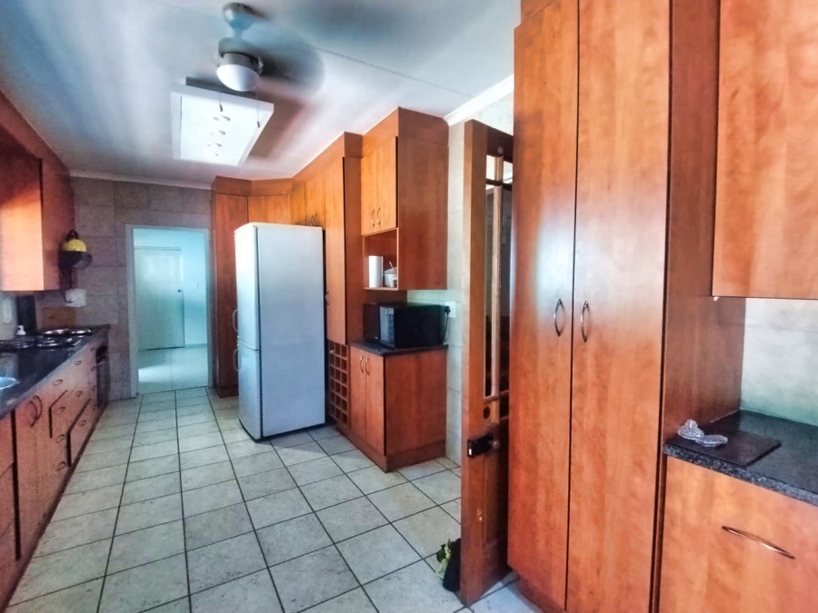 3 Bedroom Property for Sale in Faerie Glen Gauteng