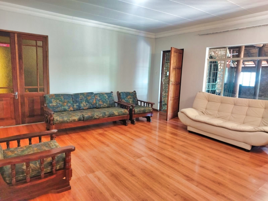 3 Bedroom Property for Sale in Faerie Glen Gauteng