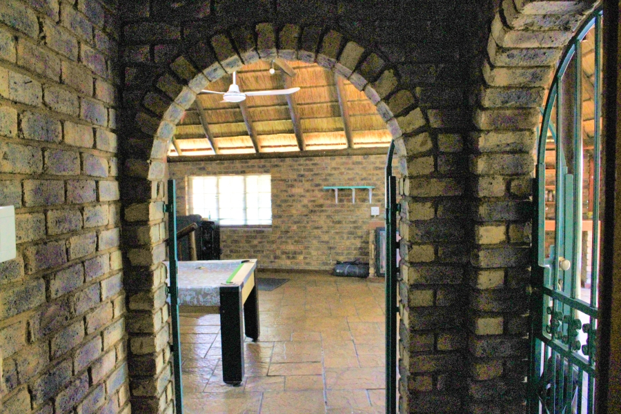 3 Bedroom Property for Sale in Faerie Glen Gauteng