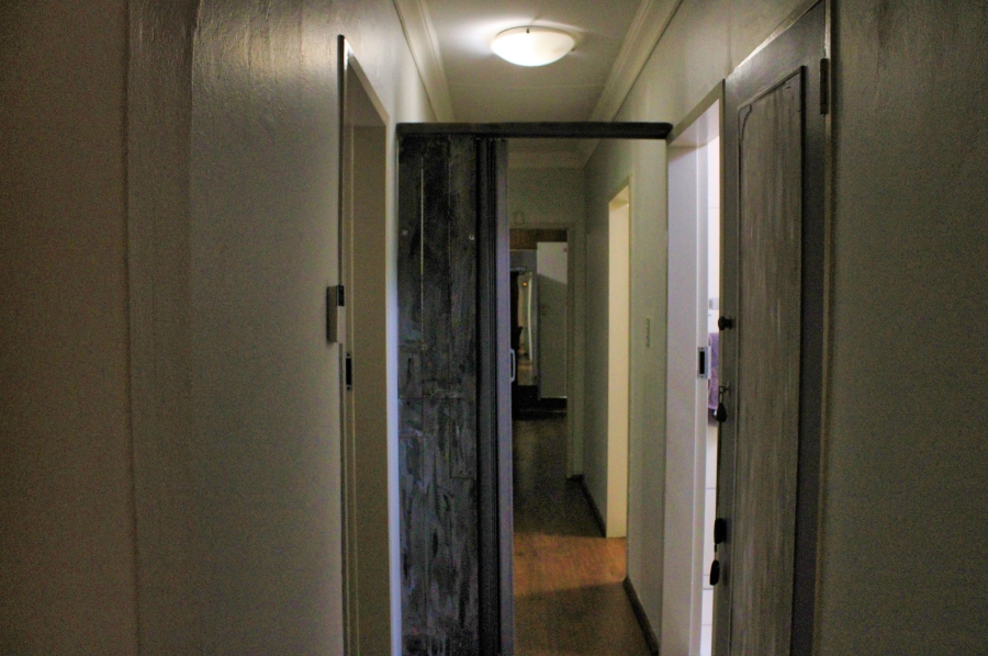 3 Bedroom Property for Sale in Faerie Glen Gauteng