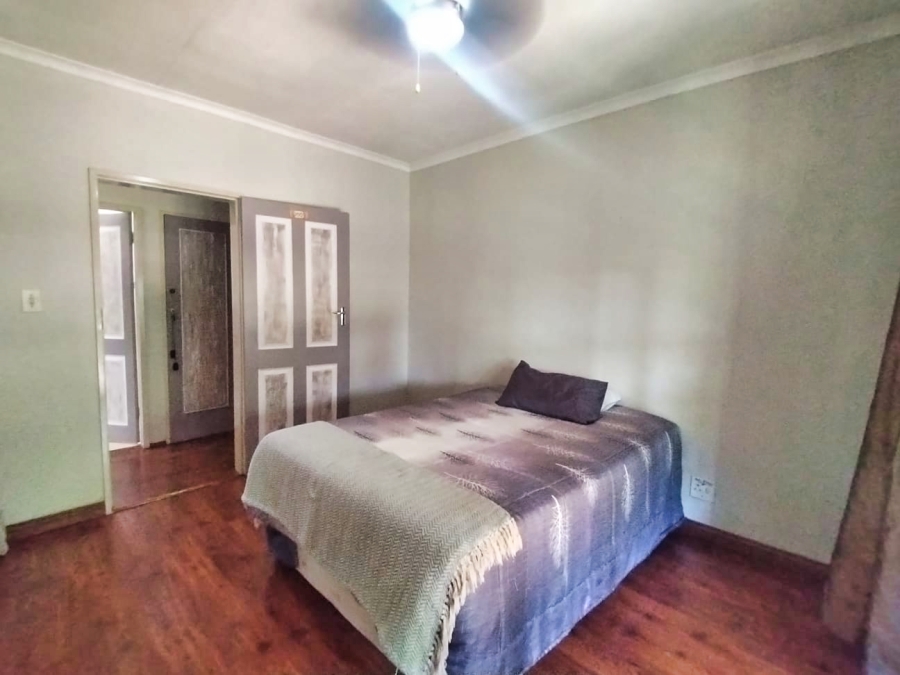 3 Bedroom Property for Sale in Faerie Glen Gauteng