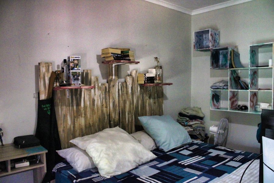 3 Bedroom Property for Sale in Faerie Glen Gauteng