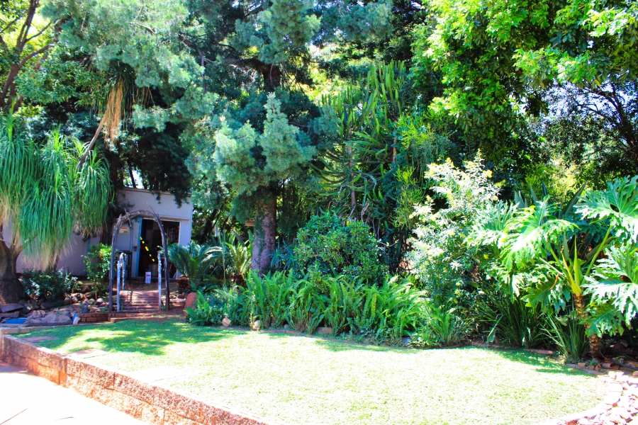 3 Bedroom Property for Sale in Faerie Glen Gauteng