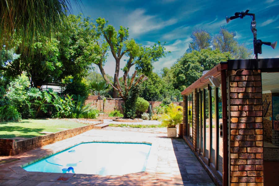 3 Bedroom Property for Sale in Faerie Glen Gauteng