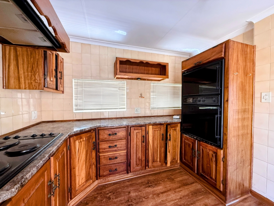 3 Bedroom Property for Sale in Kilner Park Gauteng