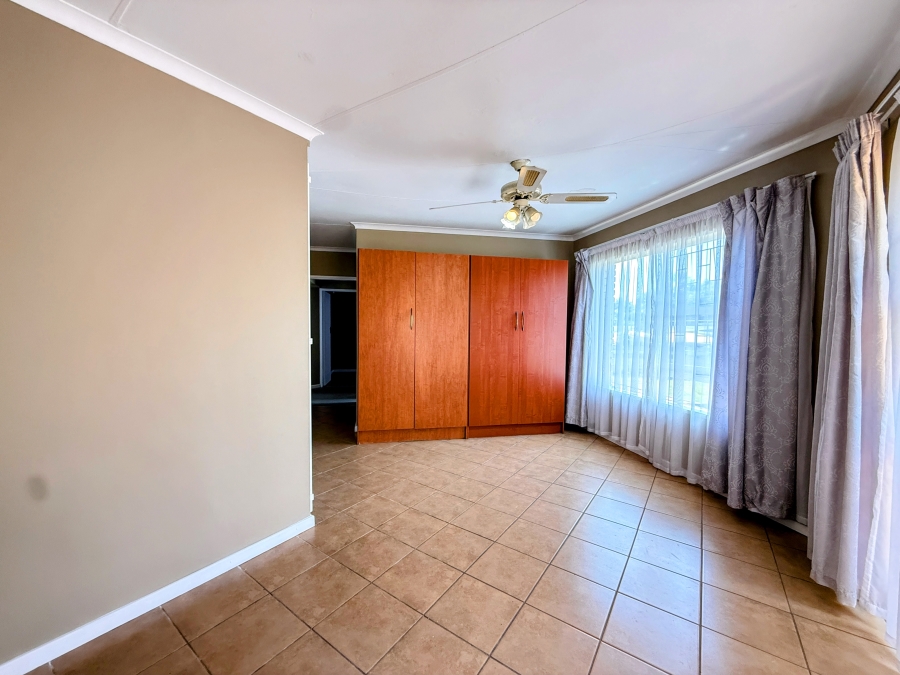 3 Bedroom Property for Sale in Kilner Park Gauteng