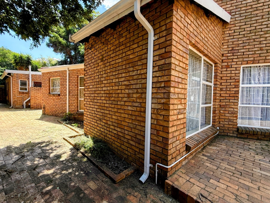 3 Bedroom Property for Sale in Kilner Park Gauteng