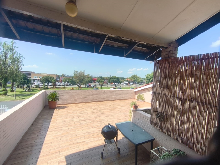 3 Bedroom Property for Sale in Randhart Gauteng