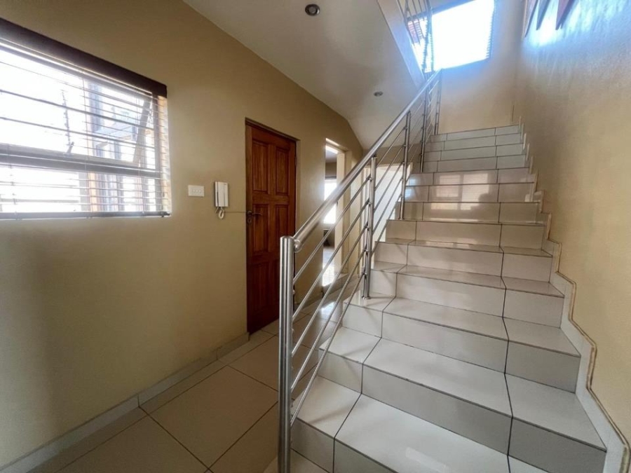 3 Bedroom Property for Sale in South Crest Gauteng