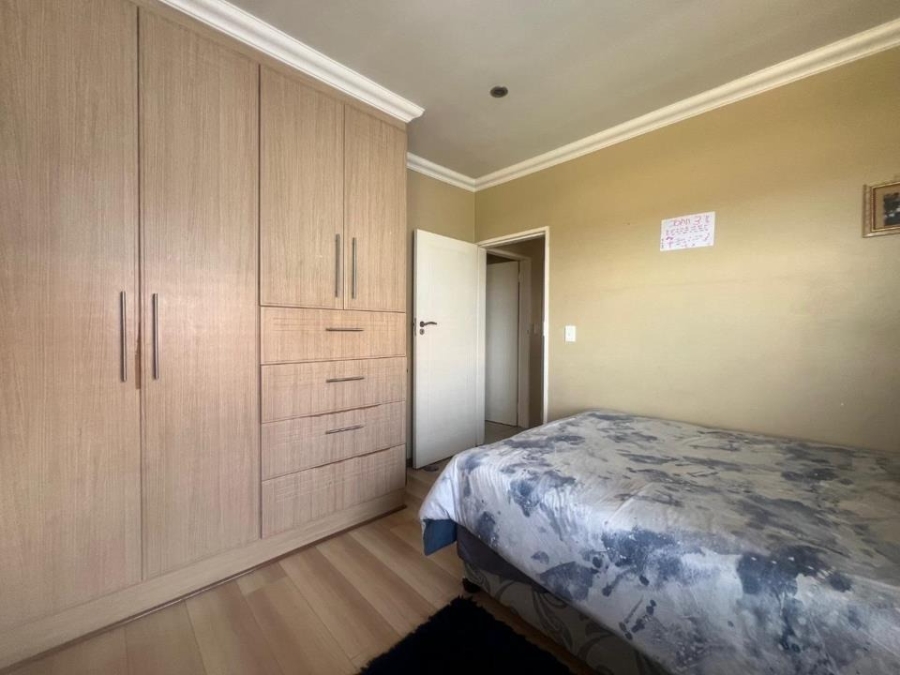 3 Bedroom Property for Sale in South Crest Gauteng