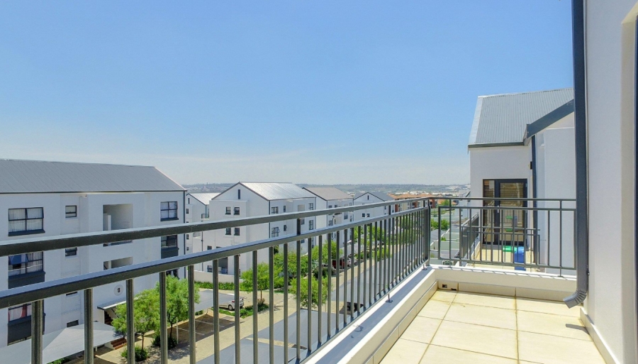 To Let 1 Bedroom Property for Rent in Greenstone Hill Gauteng