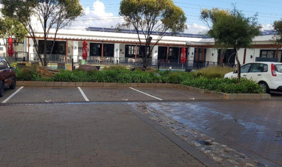 To Let 1 Bedroom Property for Rent in Greenstone Hill Gauteng